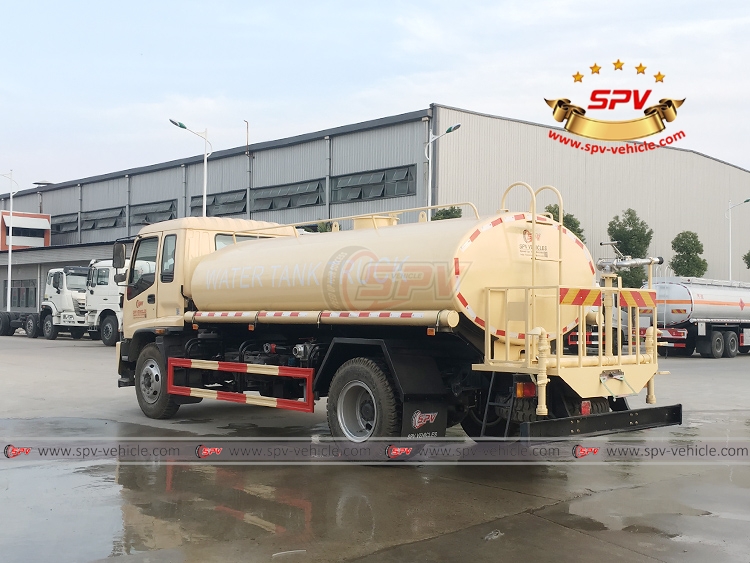 Water Sraying Truck ISUZU - LB